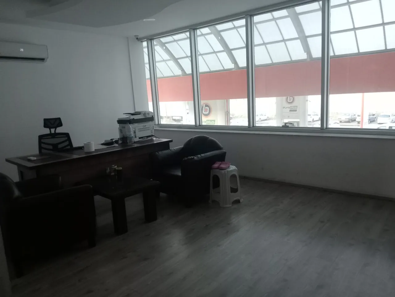Ofis çalışma alanı temizliği - BySeda
